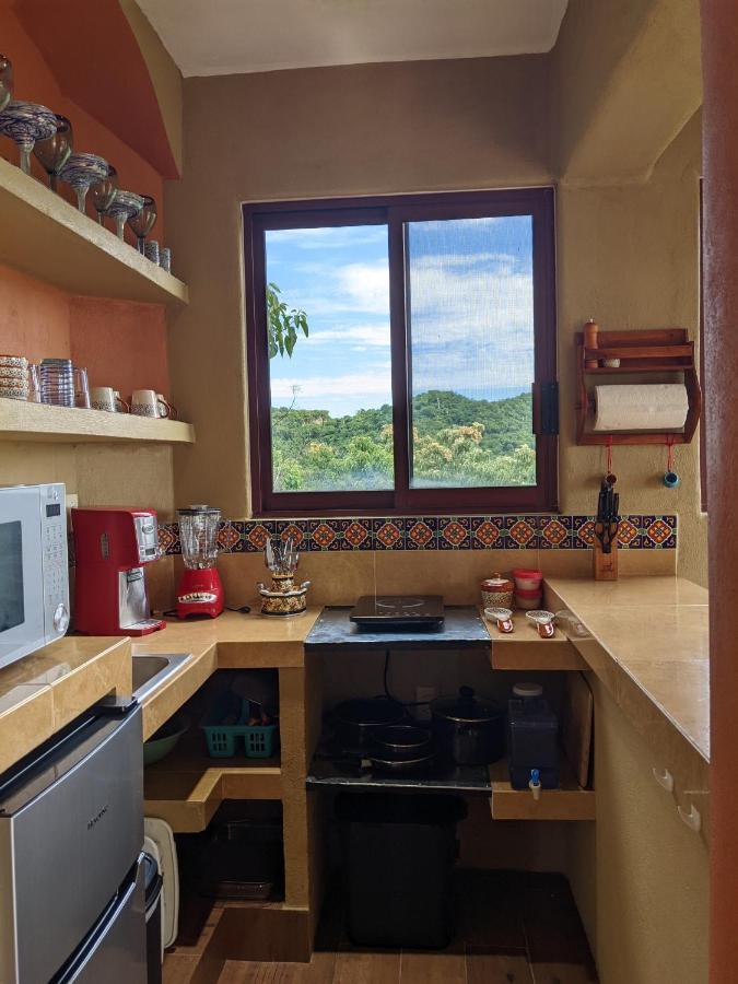 Casa Arcoiris Zihuatanejo B&B Esterno foto