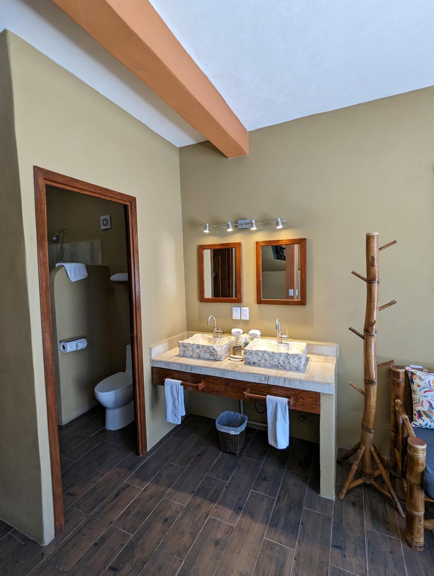 Casa Arcoiris Zihuatanejo B&B Esterno foto