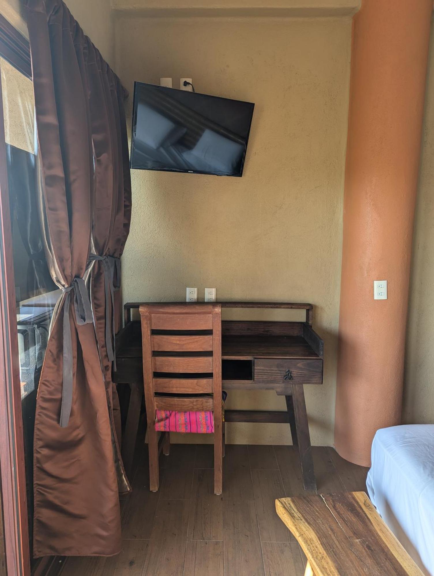 Casa Arcoiris Zihuatanejo B&B Esterno foto
