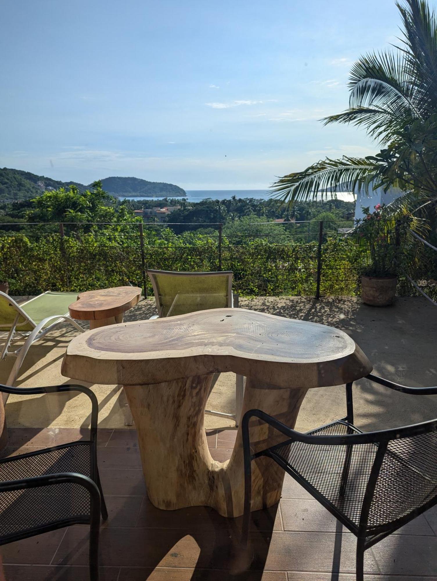 Casa Arcoiris Zihuatanejo B&B Esterno foto