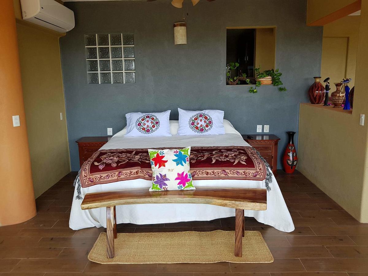 Casa Arcoiris Zihuatanejo B&B Esterno foto