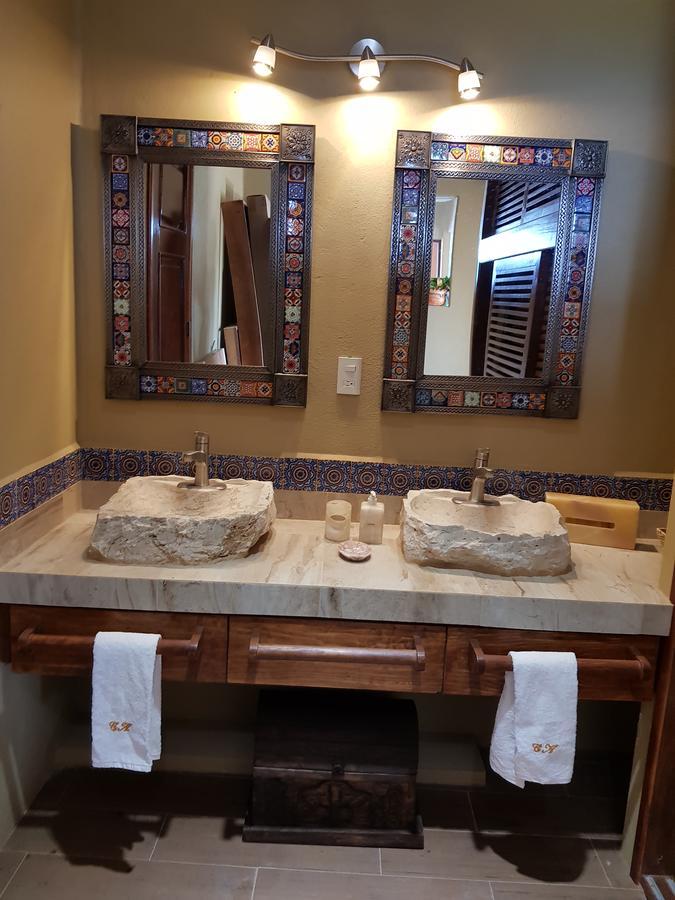 Casa Arcoiris Zihuatanejo B&B Esterno foto