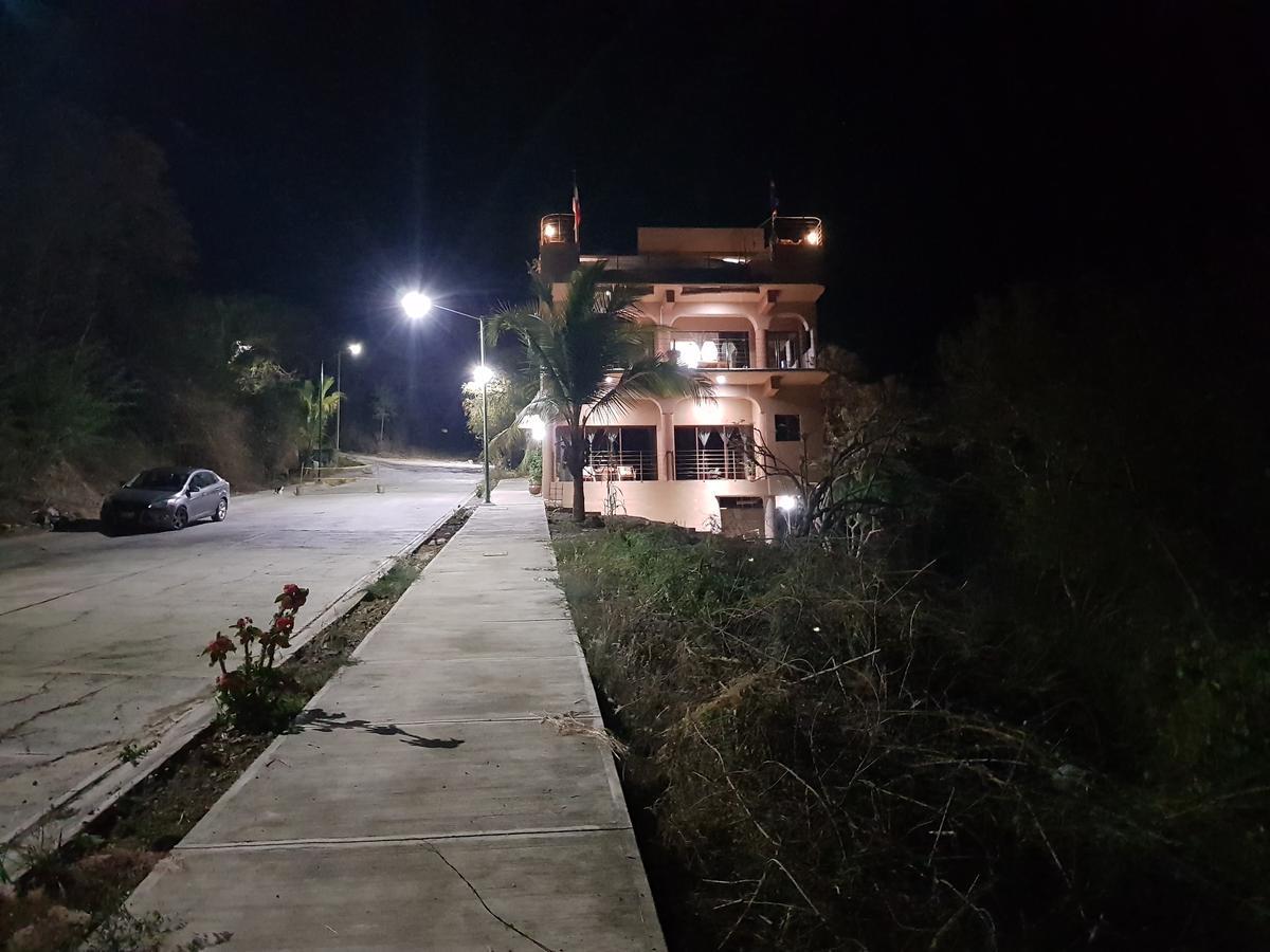 Casa Arcoiris Zihuatanejo B&B Esterno foto