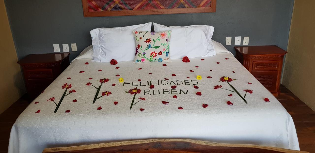 Casa Arcoiris Zihuatanejo B&B Esterno foto