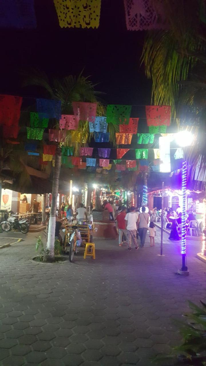 Casa Arcoiris Zihuatanejo B&B Esterno foto